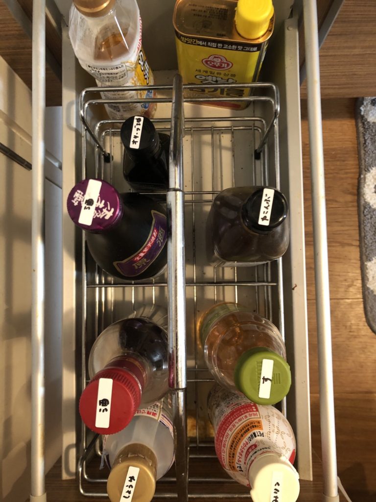 キッチン引き出しの使い方
ラベルをつける