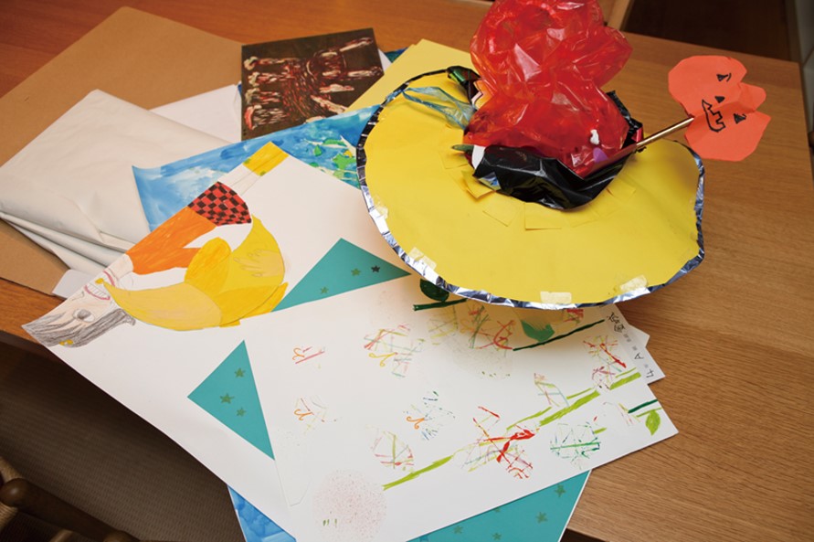 整理収納技!子供と一緒に作品を厳選する